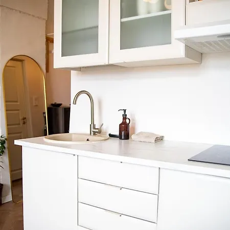 Cozy Loft Close To The Center Apartman *