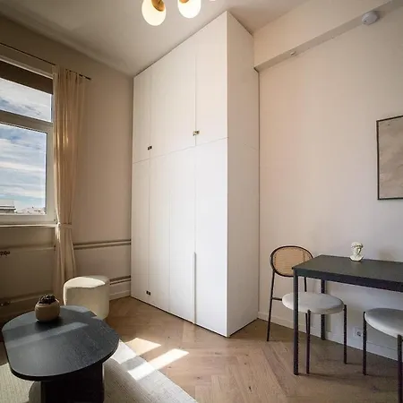 Cozy Loft Close To The Center Apartman *
